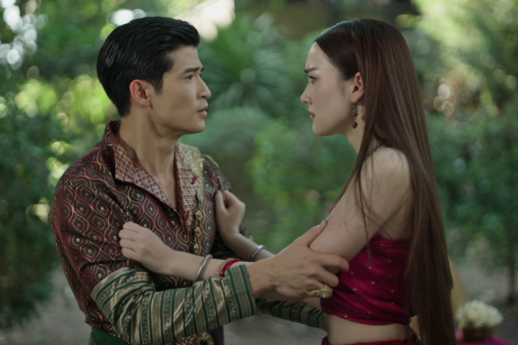 Truyền thuyết hồ thiêng