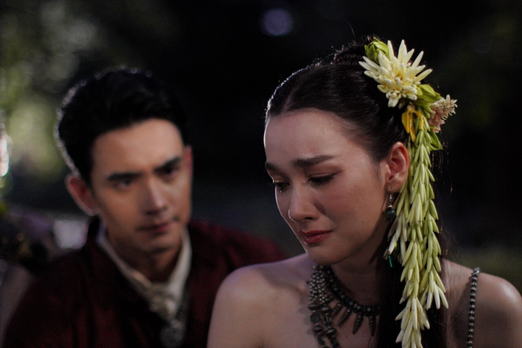 Truyền thuyết hồ thiêng